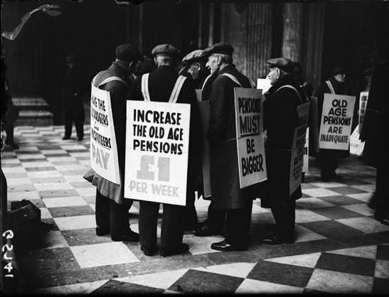 Pensioners protest, 23 November 1938, George W. Roper, Daily Herald Archive, National Media Museum Collection / SSPL