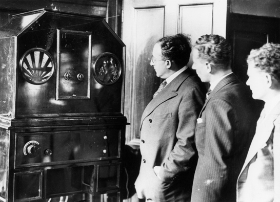 First BBC television transmissions, 1929, Daily Herald Archive, National Media Museum Collection / SSPL