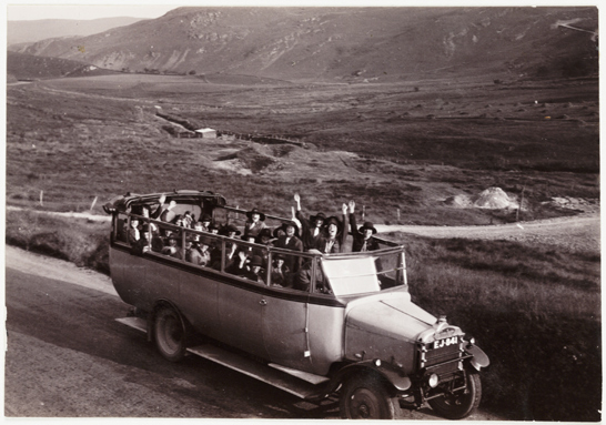 Open-topped bus, c.1930, National Media Museum Collection / SSPL