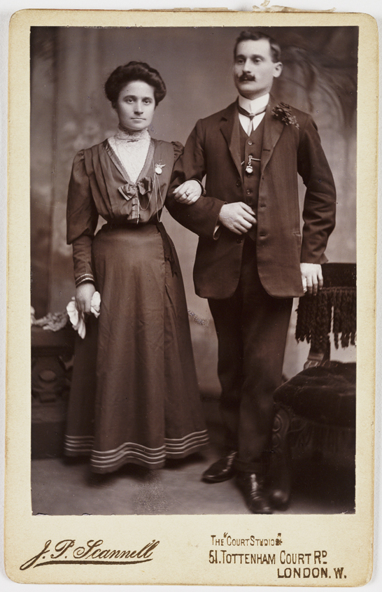 Portrait of a couple, c. 1900, Joseph Patrick Scannell © National Media Museum / SSPL. Creative Commons BY-NC-SA