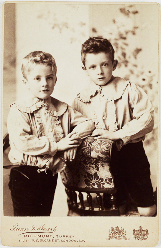 Two brothers, 1896, Gunn & Stuart © National Media Museum / SSPL. Creative Commons BY-NC-SA