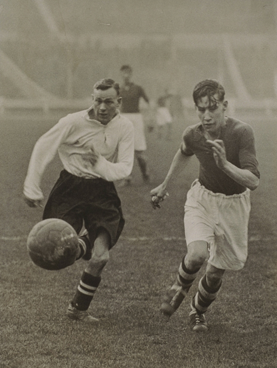 Greenwich versus Walthamstow at Wembley, 1934, James Jarché © Daily Herald / National Media Museum, Bradford / SSPL