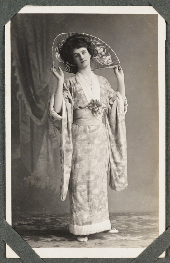 Woman wearing a kimono, c. 1912, unknown photographer © National Media Museum, Bradford / SSPL. Creative Commons BY-NC-SA