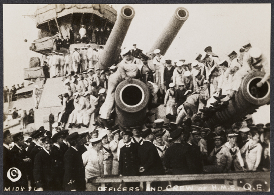 Officers and Crew of HMS Queen Elizabeth, c. 1915, unknown photographer © National Media Museum, Bradford / SSPL. Creative Commons BY-NC-SA