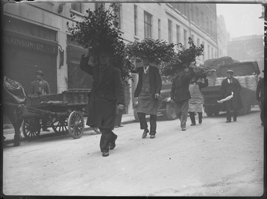 'Christmas trees, holly and mistletoe arriving at Covent Garden, London', 18 December 1933, Harold Tomlin © Daily Herald / National Media Museum, Bradford / SSPL