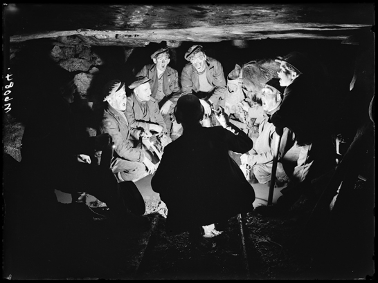 Welsh miners singing carols, 23 December 1943, Jack Esten © Daily Herald / National Media Museum, Bradford / SSPL