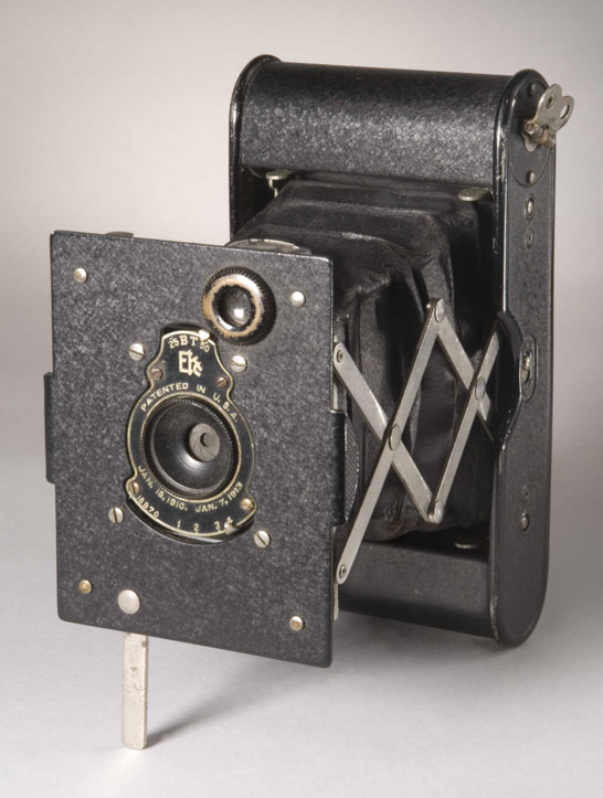 Antique Film Camera See details. 1913 Kodak Folding Vest Pocket Camera