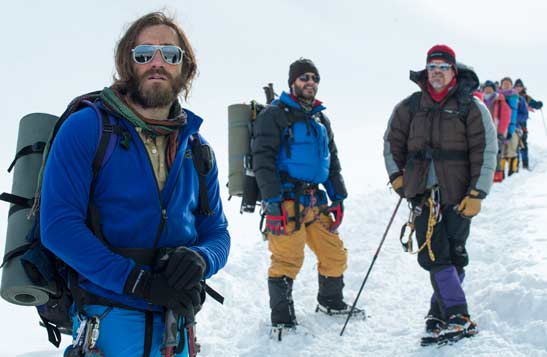 (L to R) Scott Fischer (Jake Gyllenhaal), Jon Krakauer (Michael Kelly) and Beck Weathers (Josh Brolin) in Everest. 