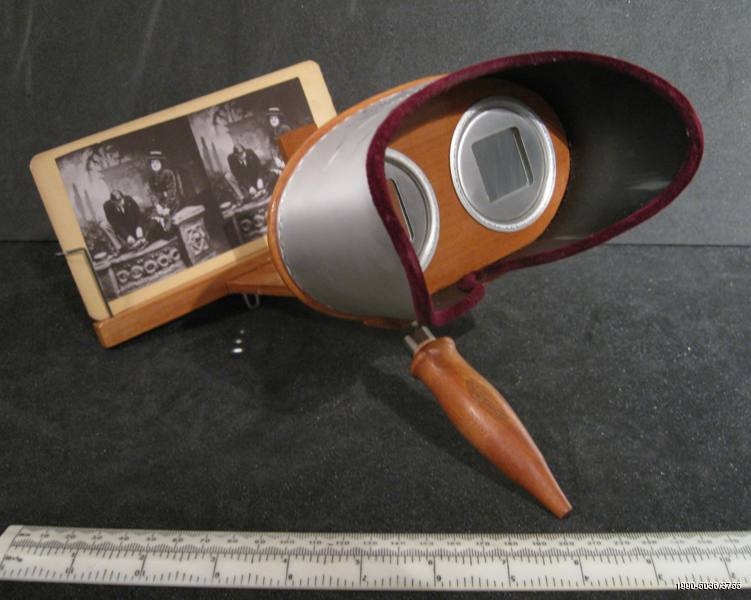 Holmes type stereoscope