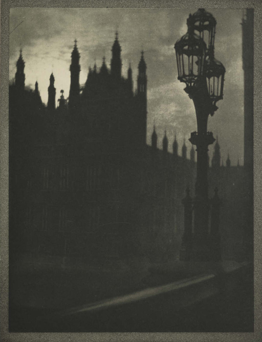 Photograph of Parliament from Westminster Bridge,