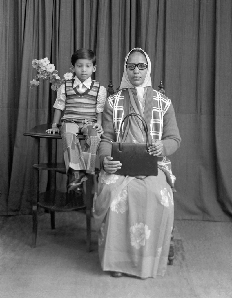 Portrait of woman and child, taken at Belle Vue Studio