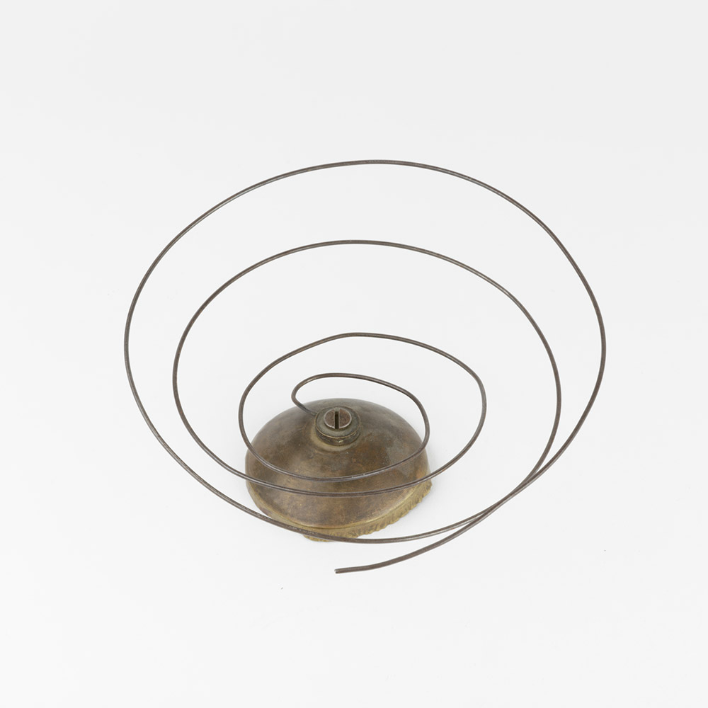 Spiral metal wire on domed metal base