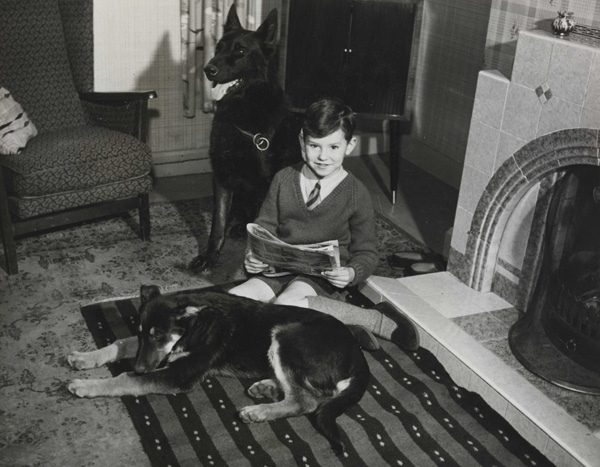 Barry Flynn and Police Dog Jet, 1959