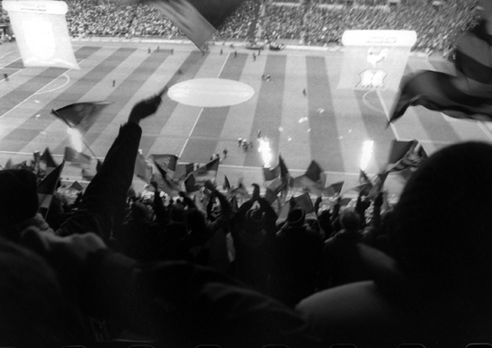 Crowd 02, 24 February 2013, © Ian Beesley, courtesy of the artist