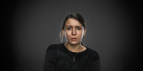 Natalie Taylor watching Paranormal Activity, 2010