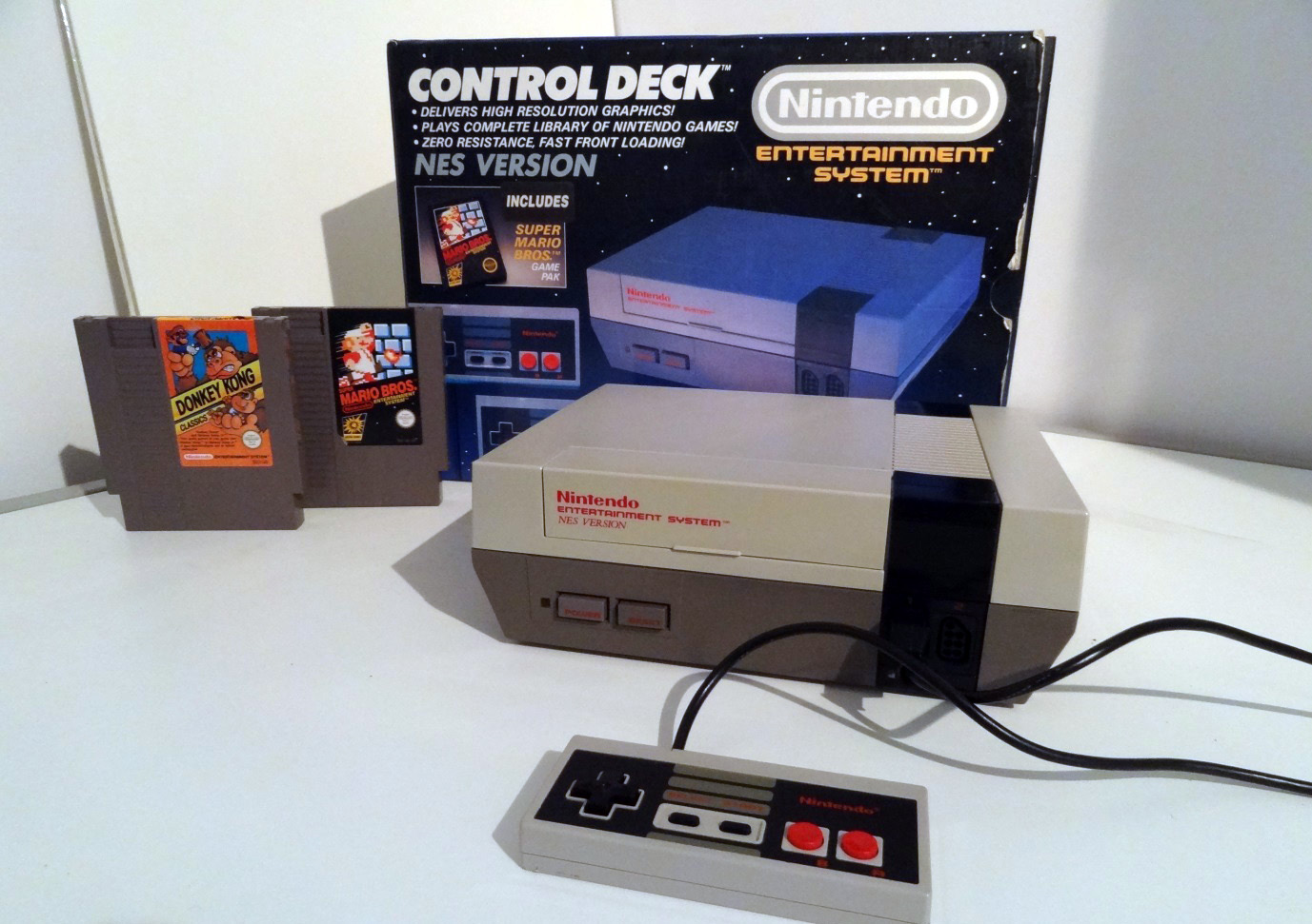 Nintendo Entertainment System NES 1986