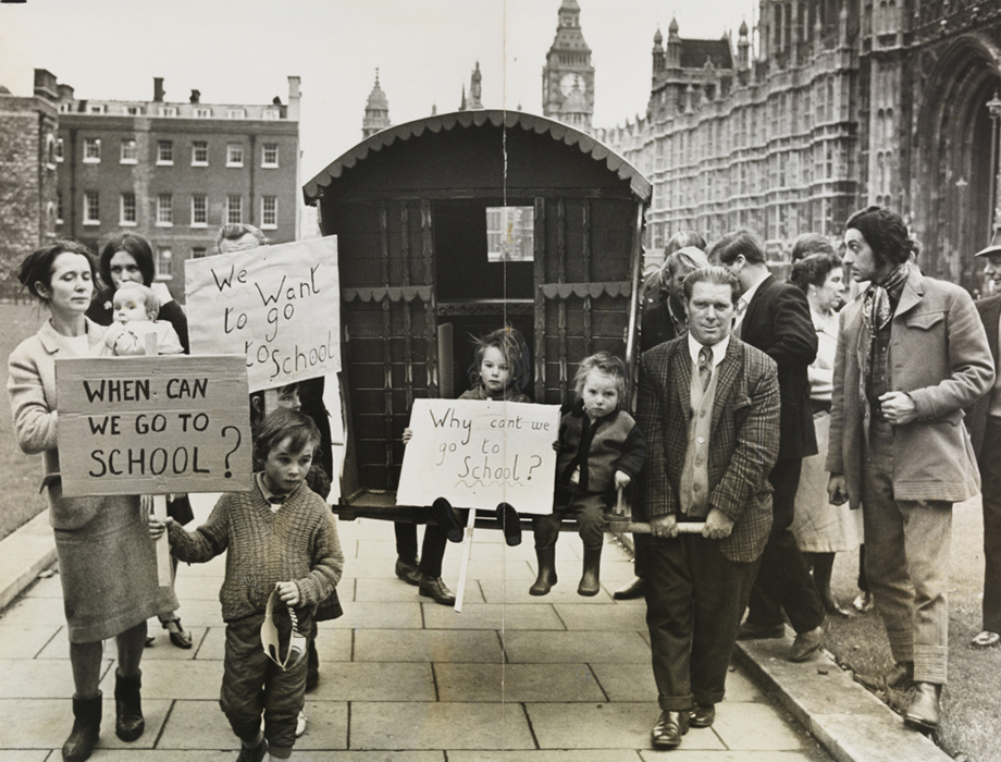Gypsy families stage a demonstration about schooling for their children, 1968. Daily Herald Archive / National Science and Media Museum Collection / SSPL