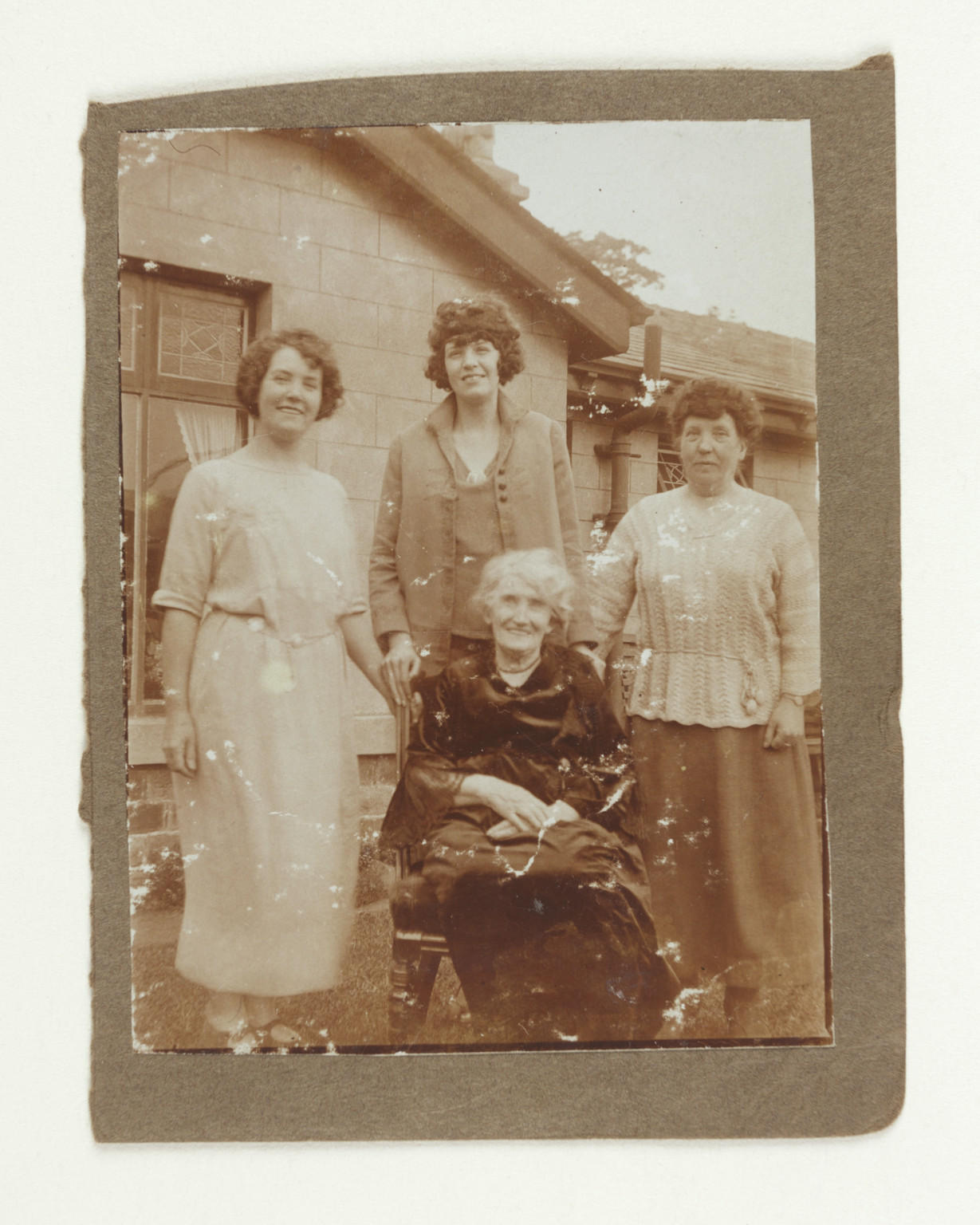 Family photograph including Else Wright