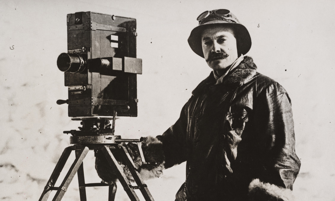 Herbert Ponting's Cine Camera | National Science and Media Museum