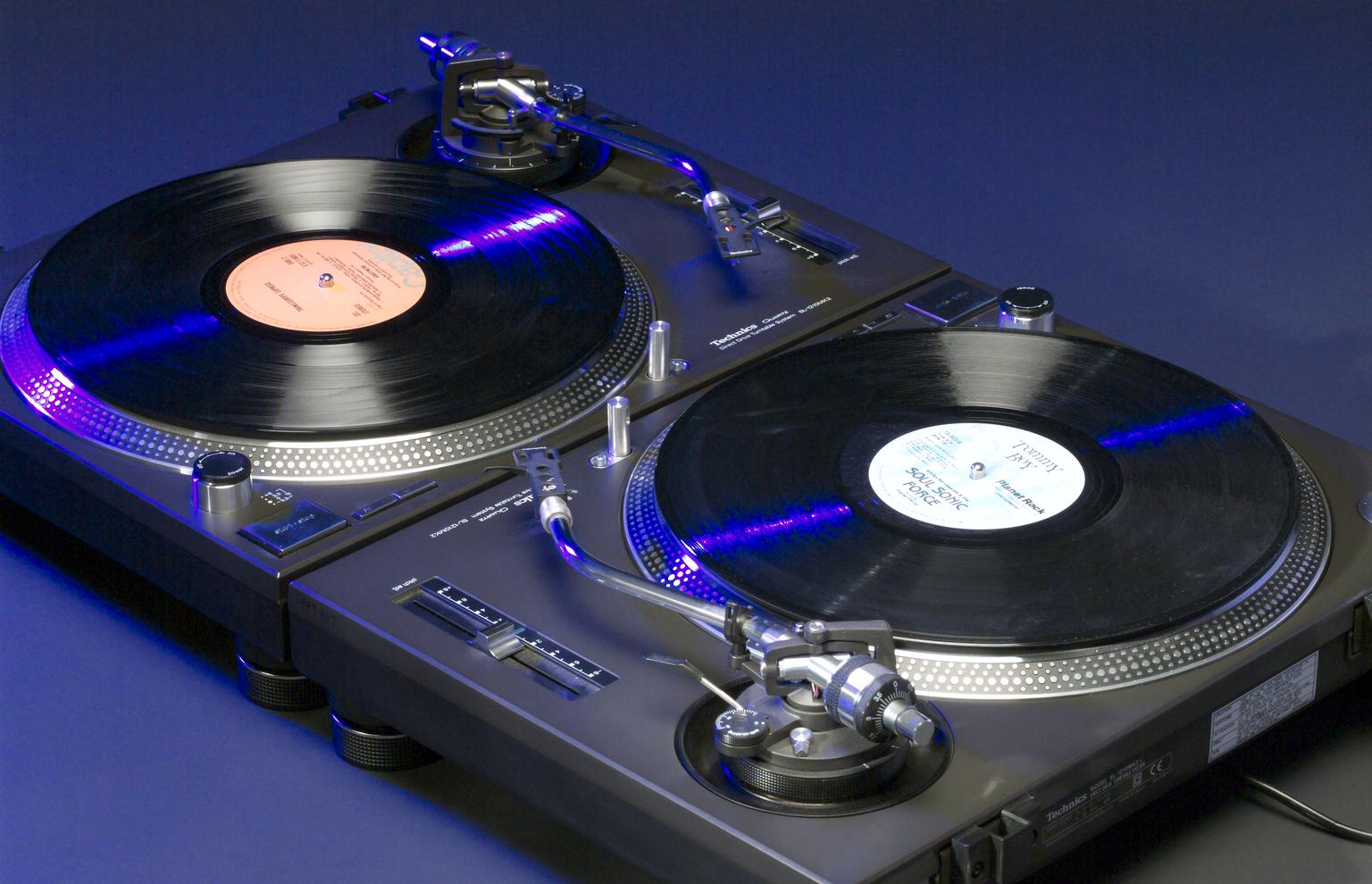 Two Technics SL-1210 MK2 direct drive turntables
