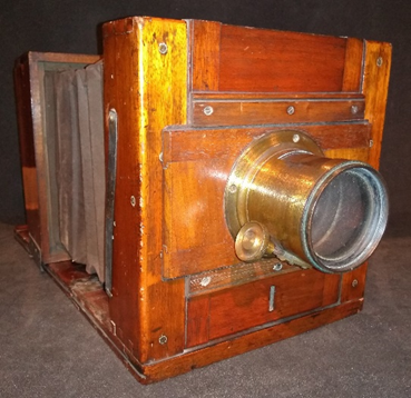 Bellows camera from the Handling Collection