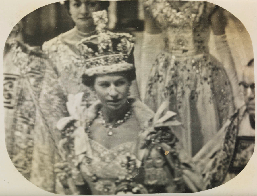 A blurry photo of Elizabeth II at her coronation