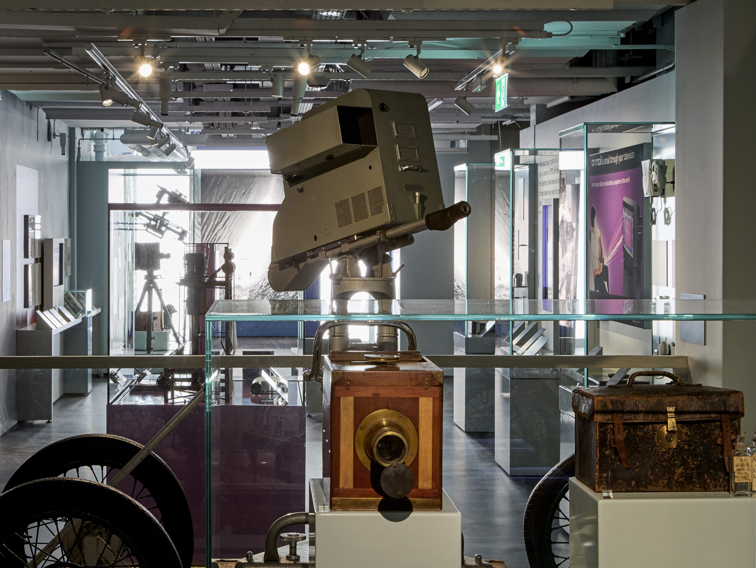 The camera head on gallery, with other historic cameras displayed nearby
